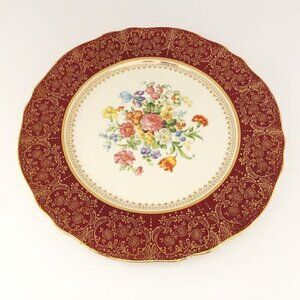 𝅺STEUBENVILLE 2032 Red Rim w/ Gold Filigree & Floral Center Dinner Plate